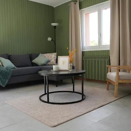 Holiley Home, Quiet For 5 Near Basel, 97 M2