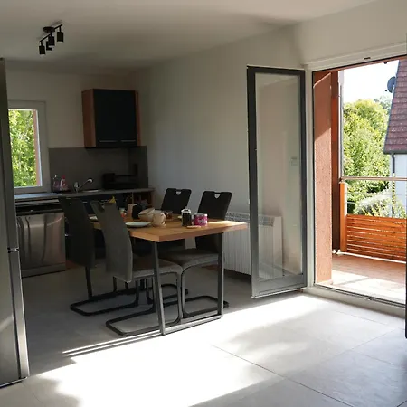 Appartement Holiley Home, Quiet For 5 Near Basel, 97 M2