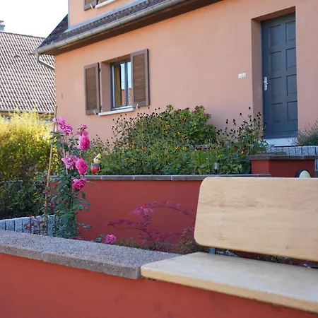 Holiley Home, Quiet For 5 Near Basel, 97 M2 Appartement *
