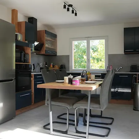 Holiley Home, Quiet For 5 Near Basel, 97 M2 *