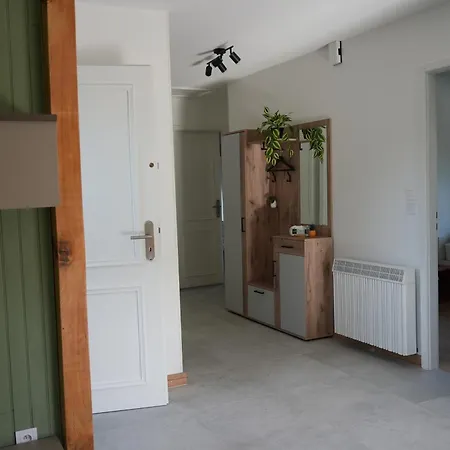 Holiley Home, Quiet For 5 Near Basel, 97 M2 *