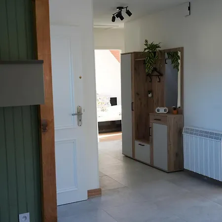 Holiley Home, Quiet For 5 Near Basel, 97 M2 * Blotzheim